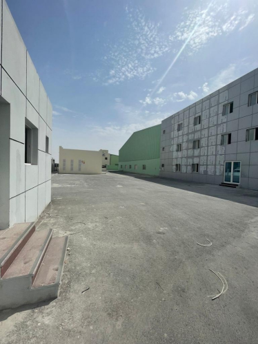 للبيع مصنع بلاسيتيك موجر