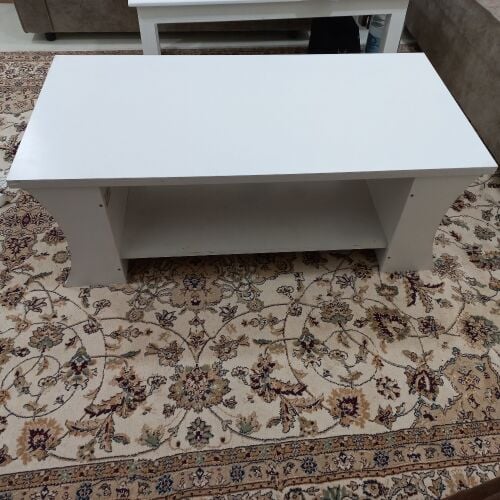 طاولة