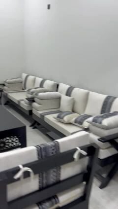 كراسي وطاولات عاليه الجودة