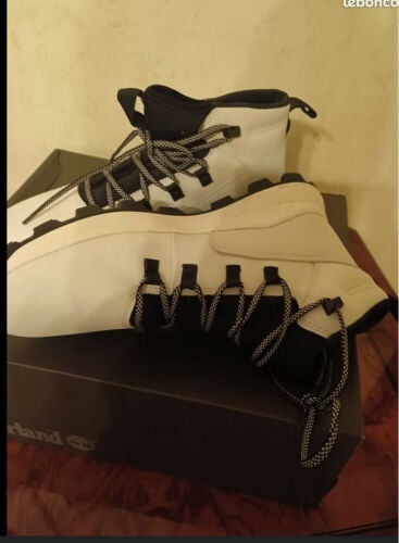 حذاء تمبرلاند مستخدم بسيط مقاس ٤٥