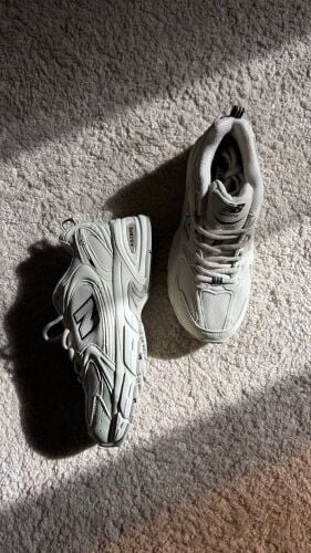 New Balance 530 Ivory
400