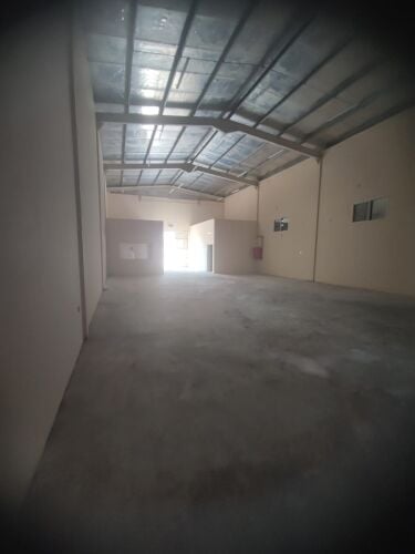 للإيجار استور بالصناعية