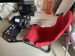 Racing wheel TGT 2 and playseat
