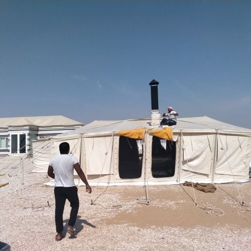 فك وبناء الخيام وبيوت الشعر