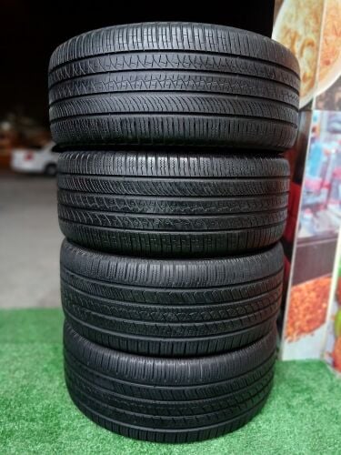 285/45/R22.Pirelli Brand