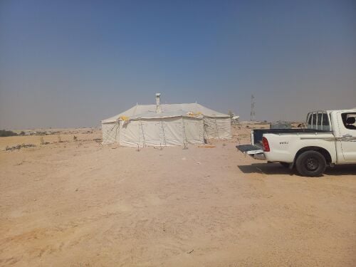 فك وبناء الخيام وبيوت الشعر