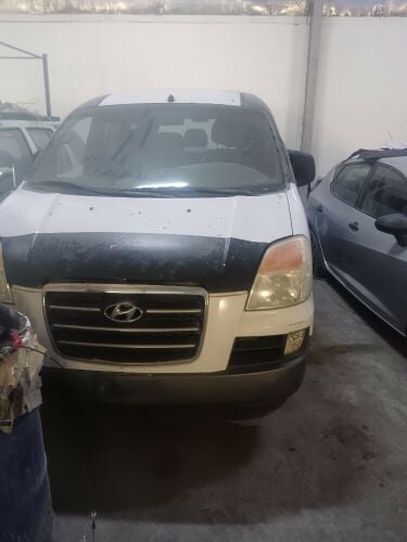 Hyundai H1 everything is availabl