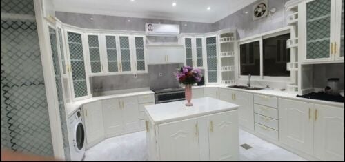 تفصيل مطابخ المنيوم تفصيل أبواب و