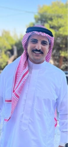 الاستاذ عبدالله مصلح 51052666