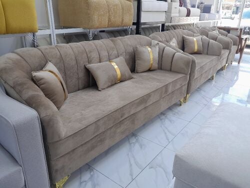 طقم كنب جديد جاهز للبيع