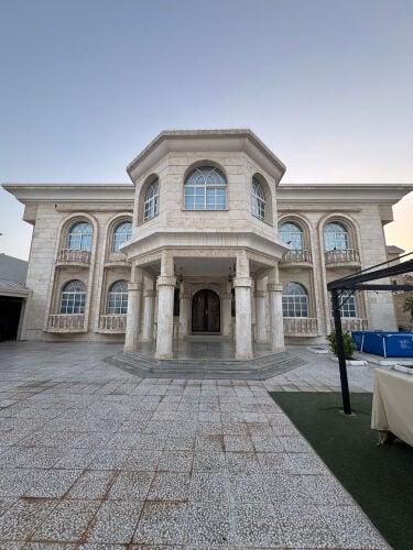 للبيع فيلا في نعيجه 