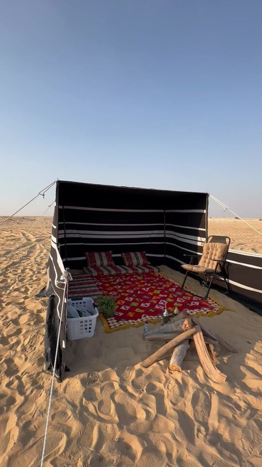 مقاس ٢*٣ يوجد لون الابيض والاسود 