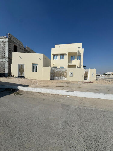 للبيع فيلا جديده في ام صلال محمد 