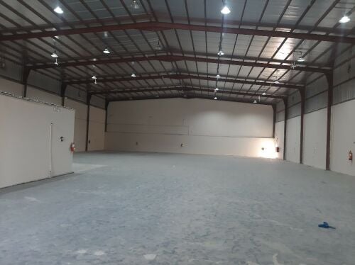 1500 sqm store+9 rooms INDUSTRIAL