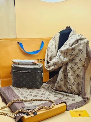 LV Scarf