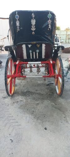 للبيع حنطور مستعمل مع الأغراض