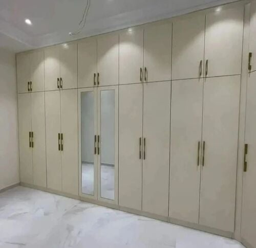 cabinet decor