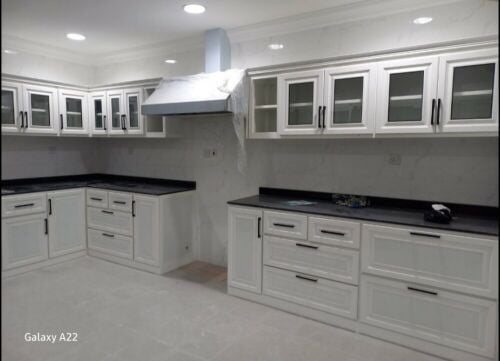 تفصيل مطابخ المنيوم تفصيل أبواب و