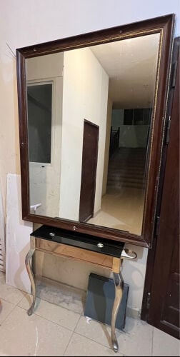  مراية مع طاولة