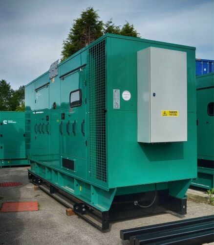 شراء كافة المولدات كاتم بالديزل