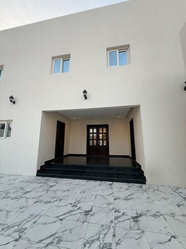 للبيع فيلا في الريان الجديد. 