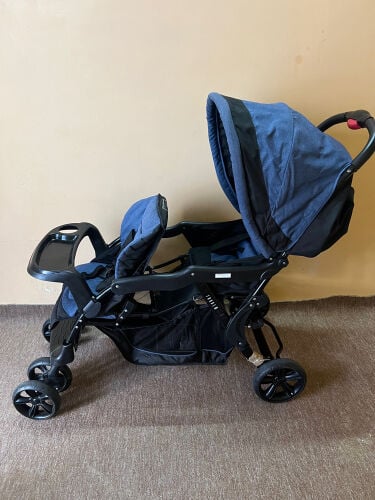 عربات أطفال 