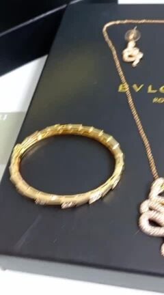 طقم نسائي بولقاري