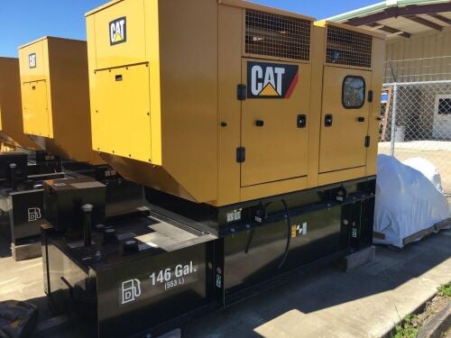 للبيع مولدات كاتم تعمل بالديزل