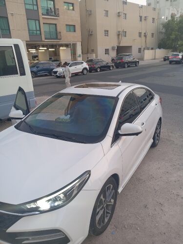 نزار عبدالكريم