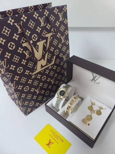 اطقم نسائيه لويس فيتون