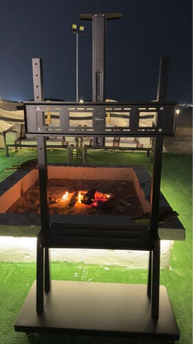 حامل تلفزيون بعجلات كبير لميا