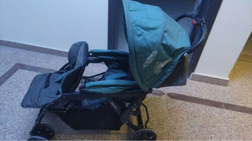 عربة اطفال مزدوجة 