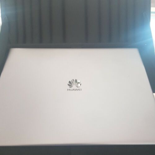 huawei mate book Xpro