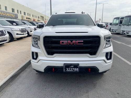 GMC 2019 white 
