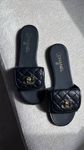 Coco Lambskin Quilted Turnlock