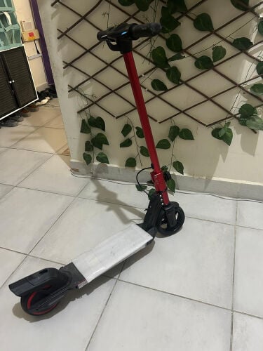 Electric scooter