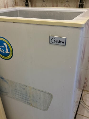 ثلاجه دفريزر للبيع بغرض الحوجه