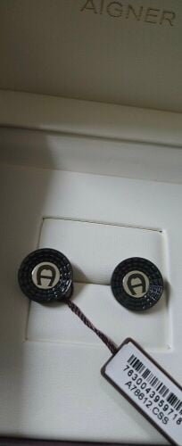 AIGNER BRAND BUTTONS