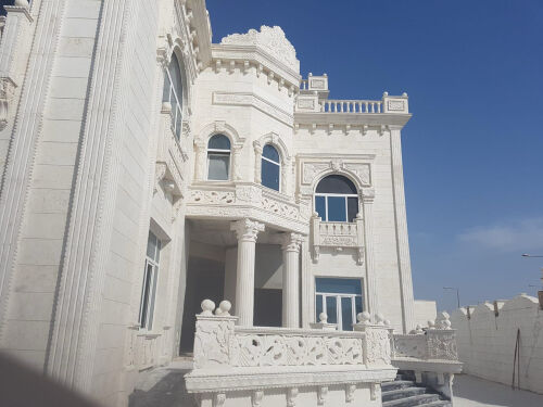 شركة صروح الشرق 