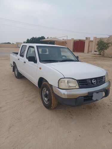 nissan pickup