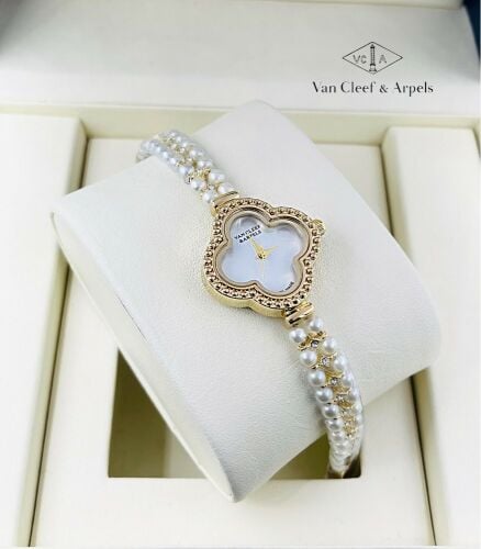 ساعات فان كليف جديد كواليتي ممتاز