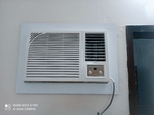 good condition window ac sale