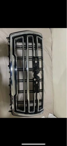 GMC YUKON front grill and camera