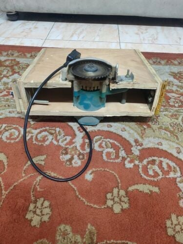 منشار كهربائي