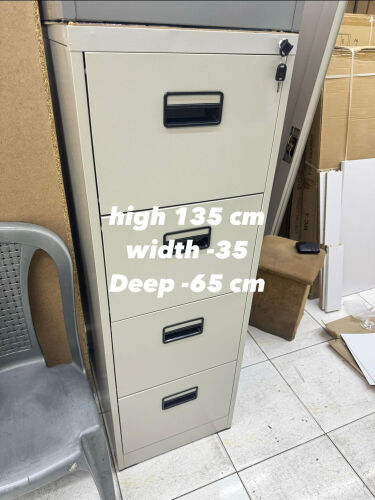 خزانة فولاذية جديدة