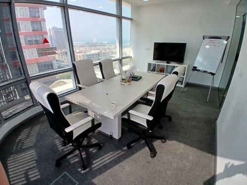 مكاتب للإيجار بلوسيل.