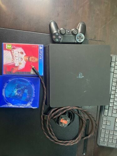 playstation 4 pro 1 T