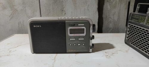 جهاز راديو  ياباني  نوع سوني