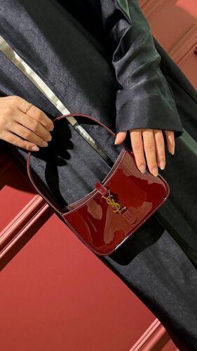 Saint Laurent LE 5 a 7 In Patent