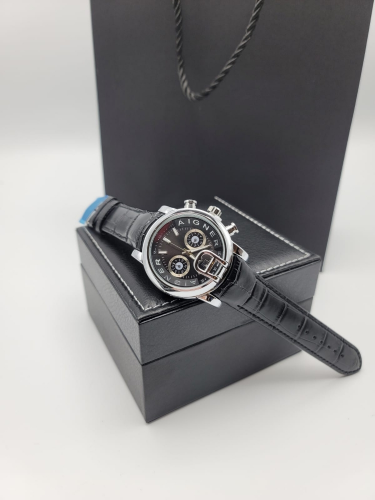 aigner leather